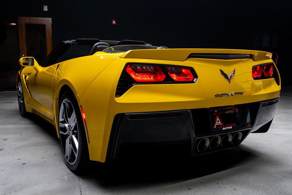 Used 2015 Chevrolet Corvette Stingray Convertible w/ 3LT Preferred Equipment Group RWD image 25