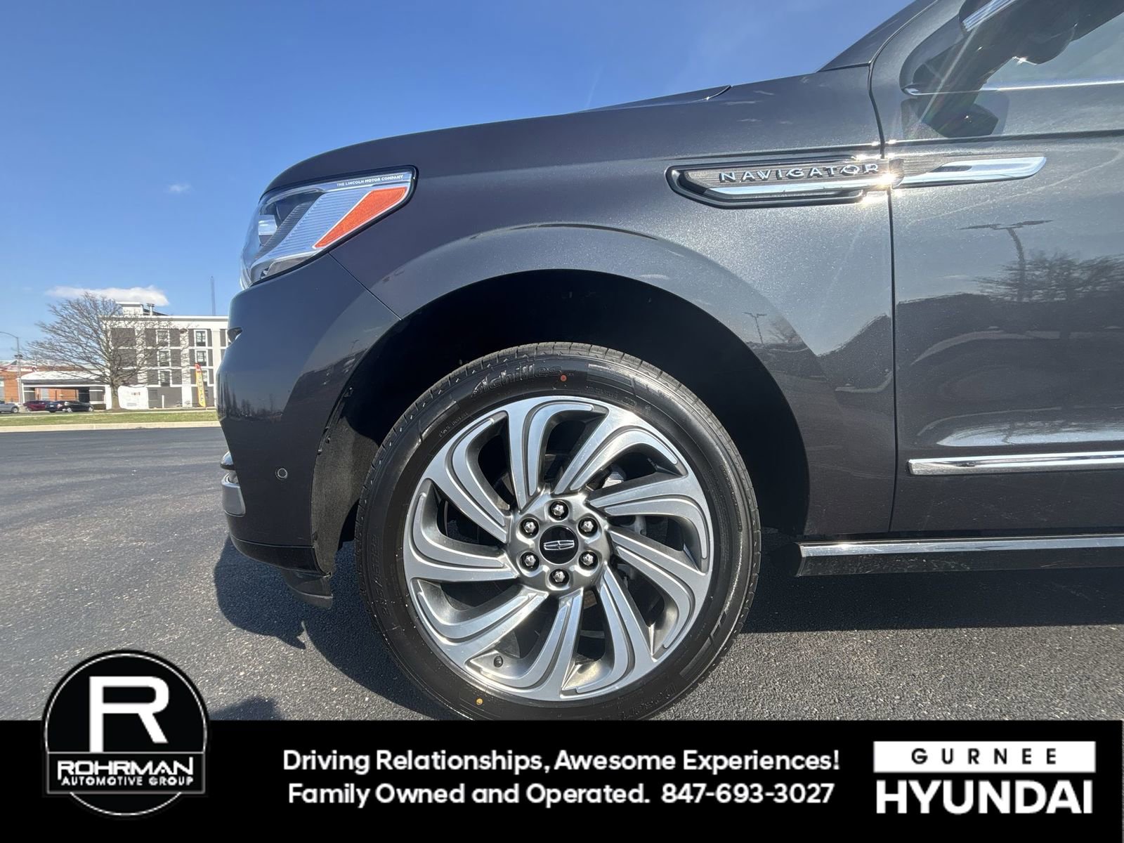 Used 2023 Lincoln Navigator L Reserve image 12