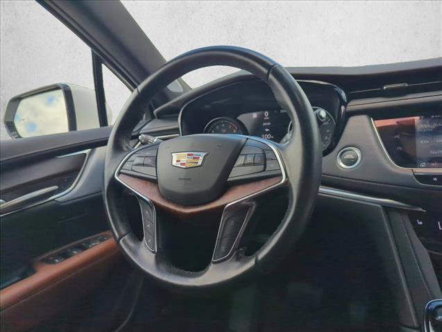 Used 2023 Cadillac XT5 Premium Luxury w/ Technology Package FWD image 28