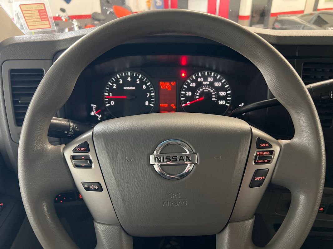 Used 2017 Nissan NV 3500 SV image 73