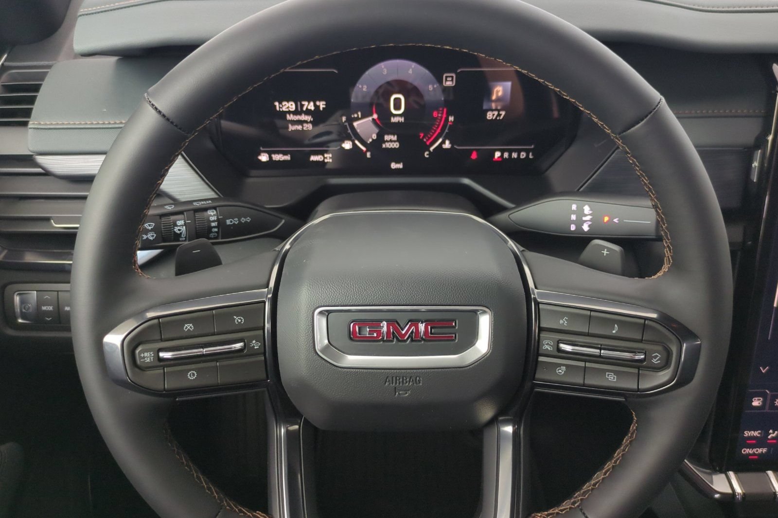 New 2026 GMC Acadia Denali w/ Super Cruise Package AWD/4WD image 28