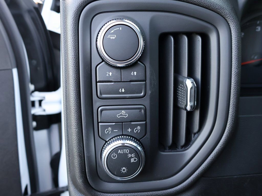New 2026 GMC Sierra 3500 Pro AWD/4WD image 13