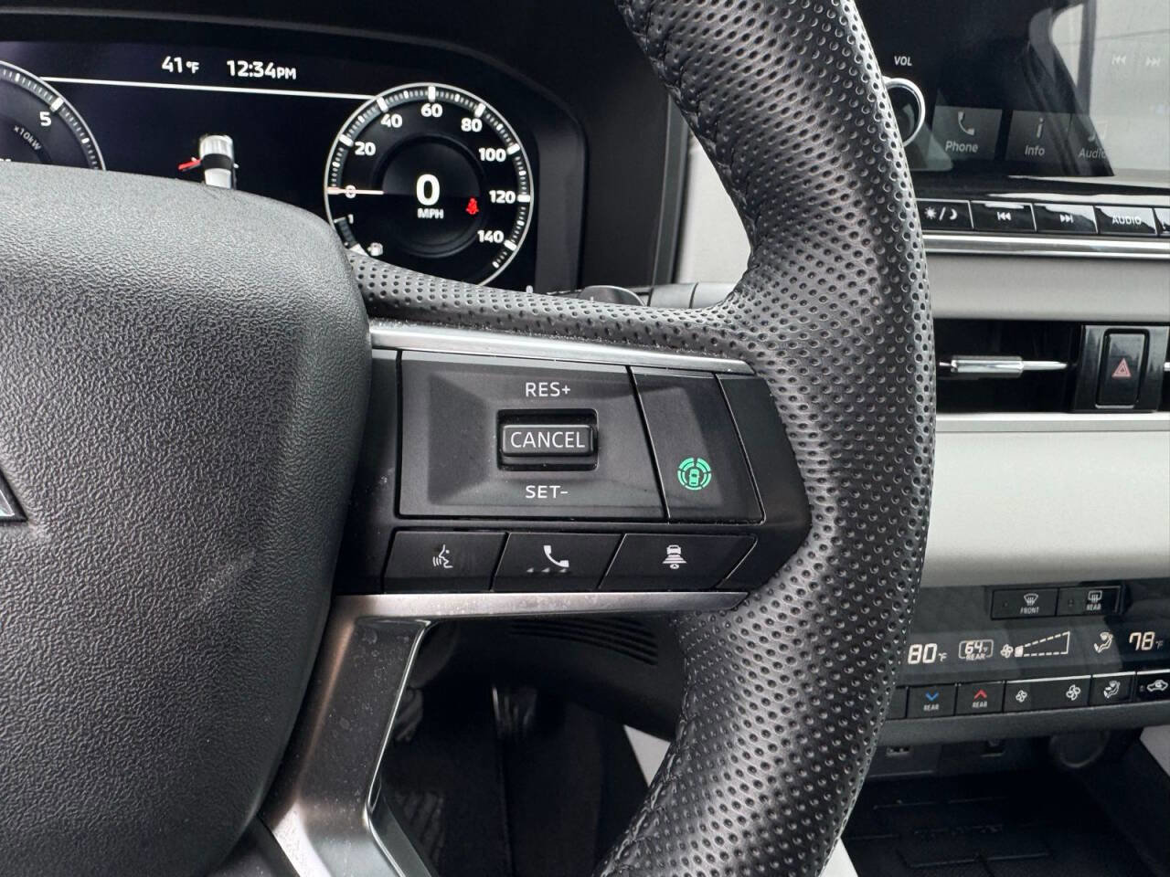 Used 2023 Mitsubishi Outlander SEL image 22