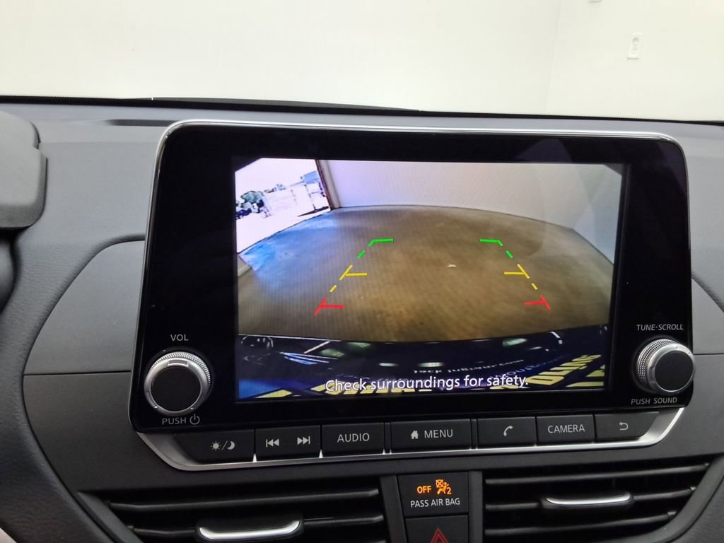 Used 2025 Nissan Altima 2.5 S FWD image 21