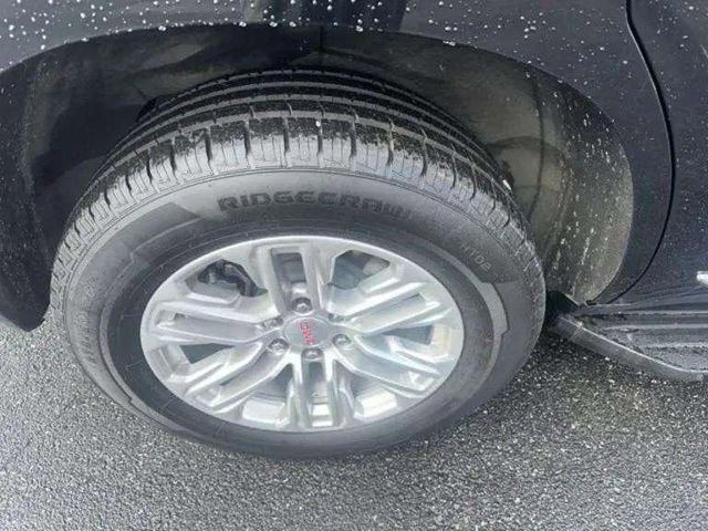 Used 2024 GMC Yukon SLT AWD/4WD image 22