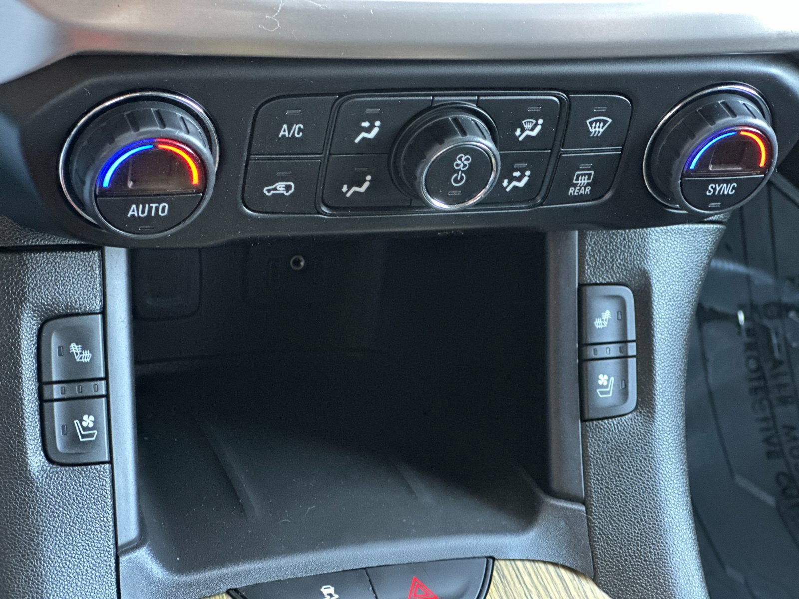 Used 2018 GMC Acadia Denali w/ LPO, Protection Package image 22