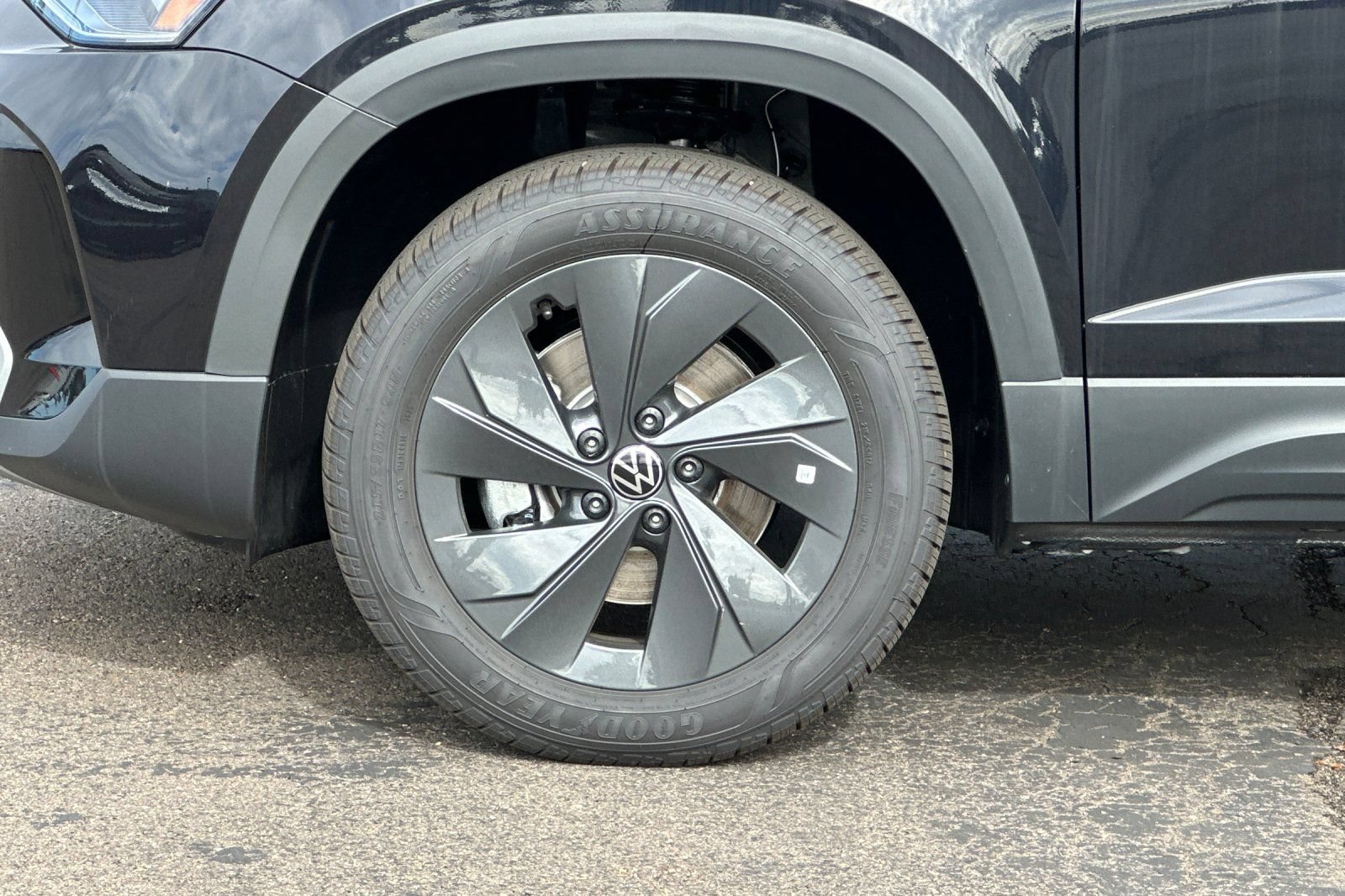 New 2026 Volkswagen Taos S FWD image 26
