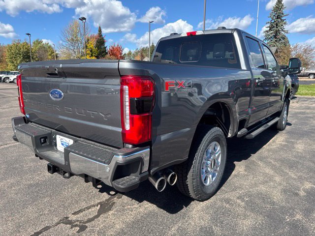 New 2026 Ford F250 XLT w/ XLT Premium Package AWD/4WD image 9