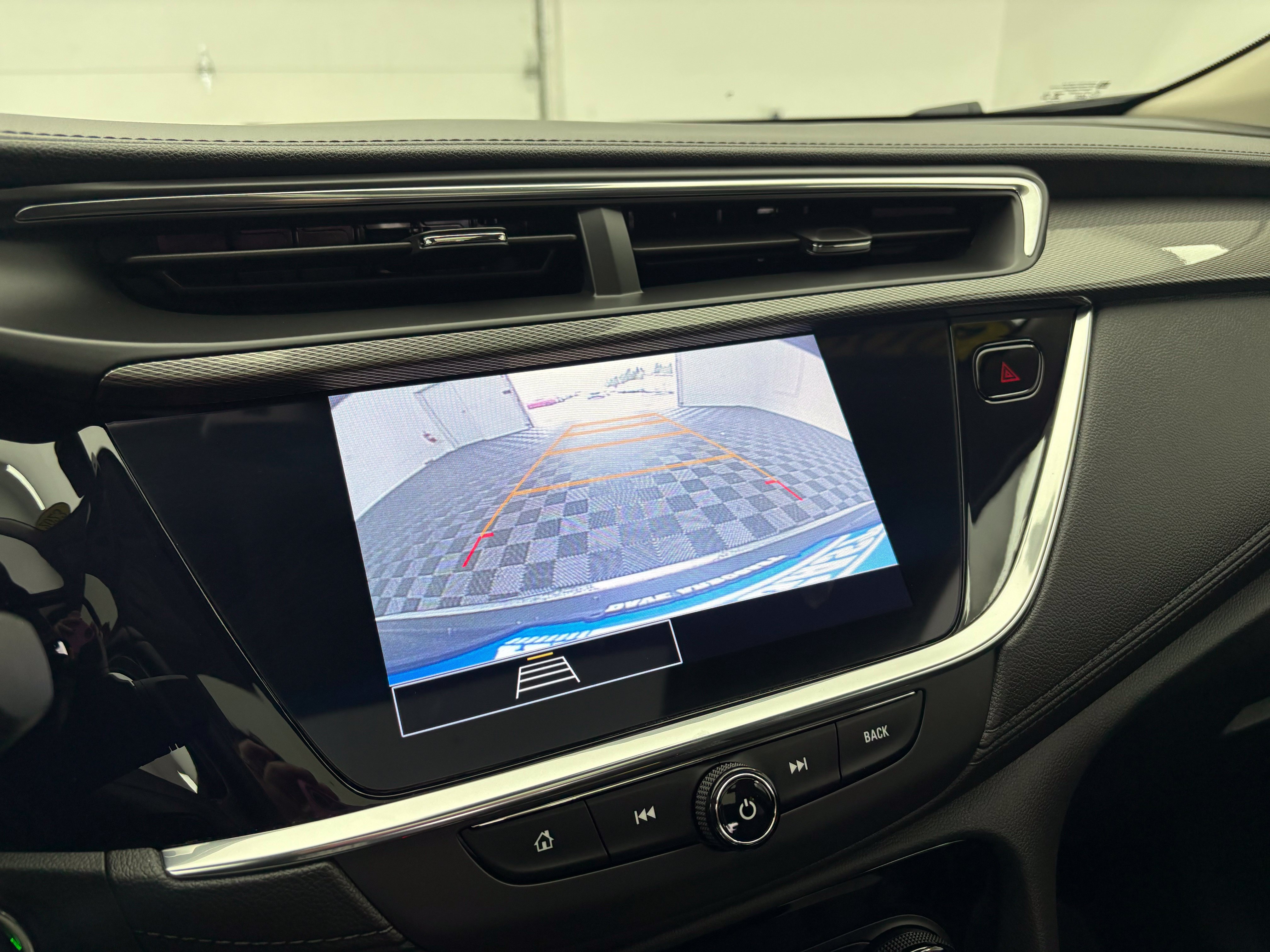 Used 2023 Buick Encore GX Essence w/ Experience Buick Package FWD image 5