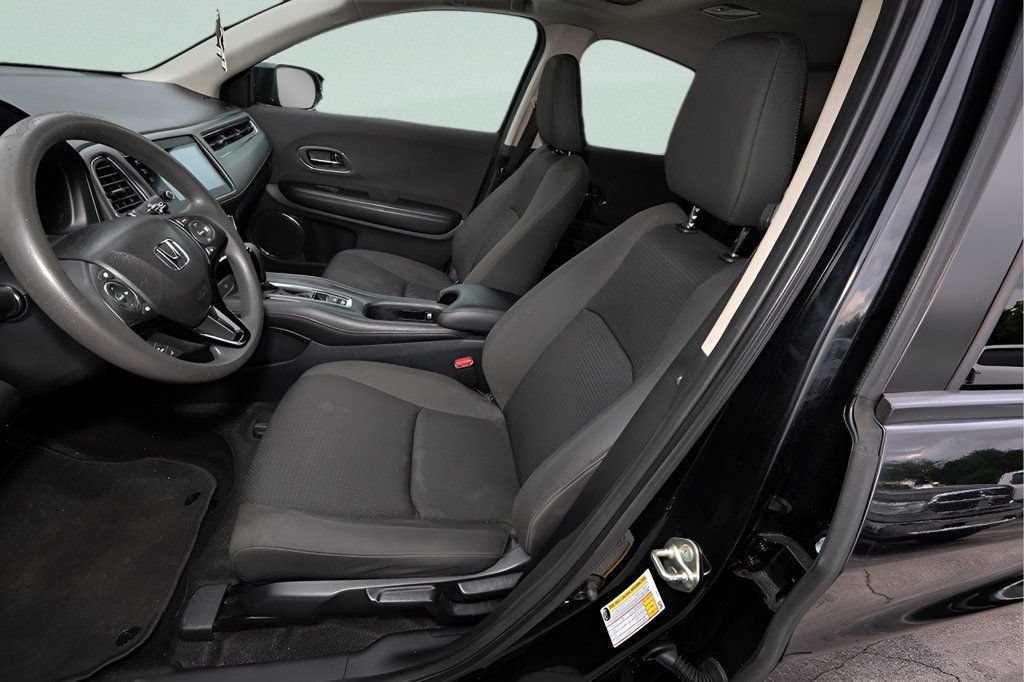 Used 2019 Honda HR-V EX image 11