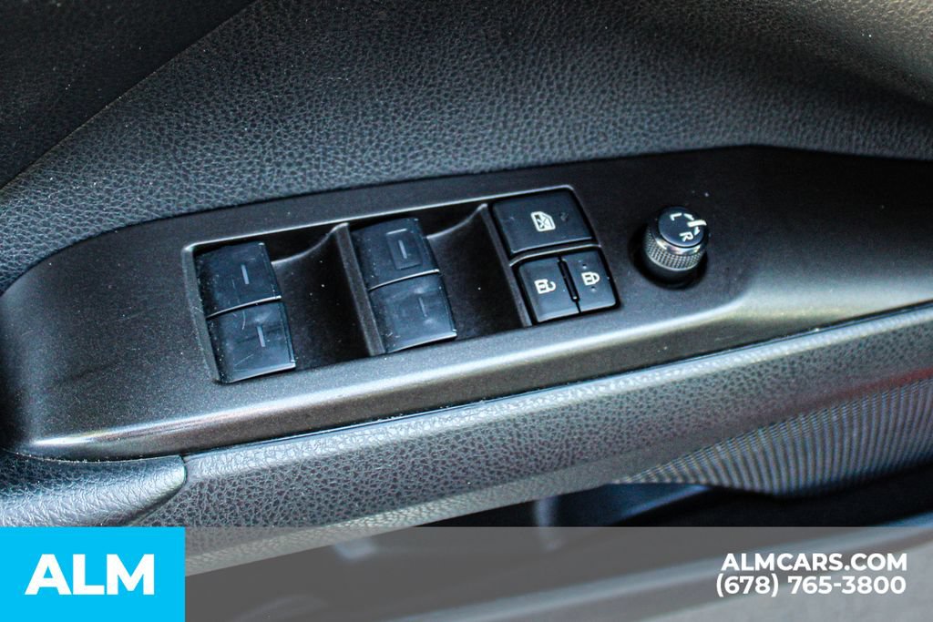 Used 2024 Toyota Camry SE FWD image 37