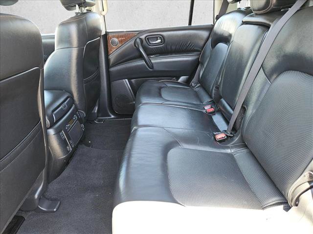 Used 2018 Nissan Armada Platinum w/ Interior Lighting Package RWD image 23
