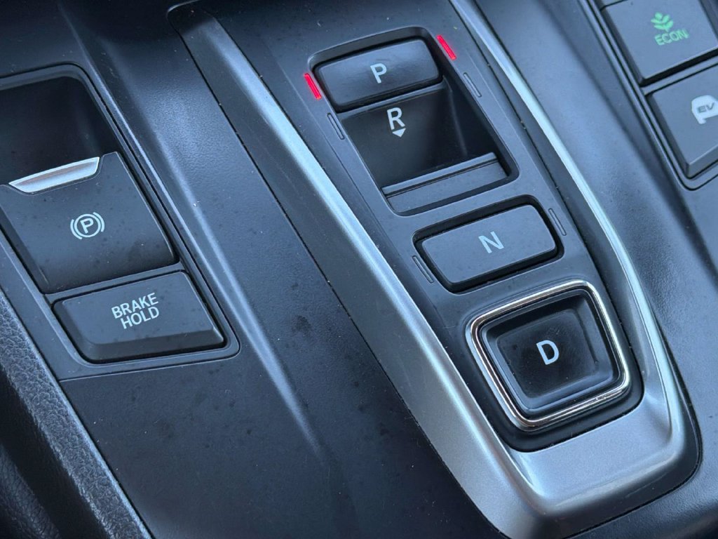 Used 2022 Honda CR-V Touring image 18