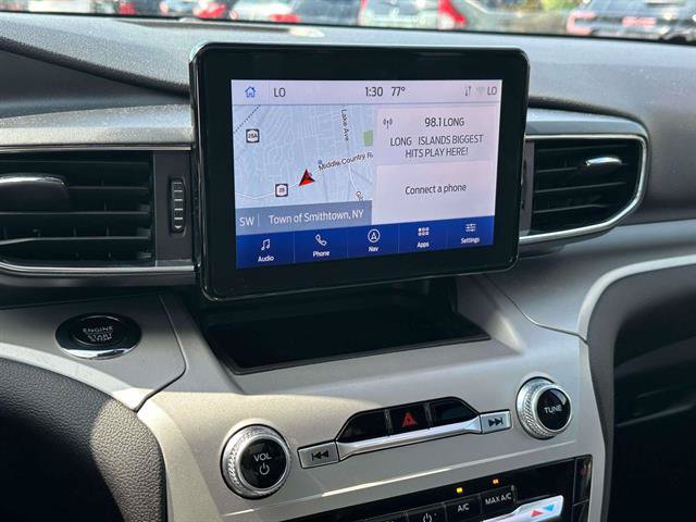 Used 2023 Ford Explorer XLT w/ Equipment Group 202A AWD/4WD image 19