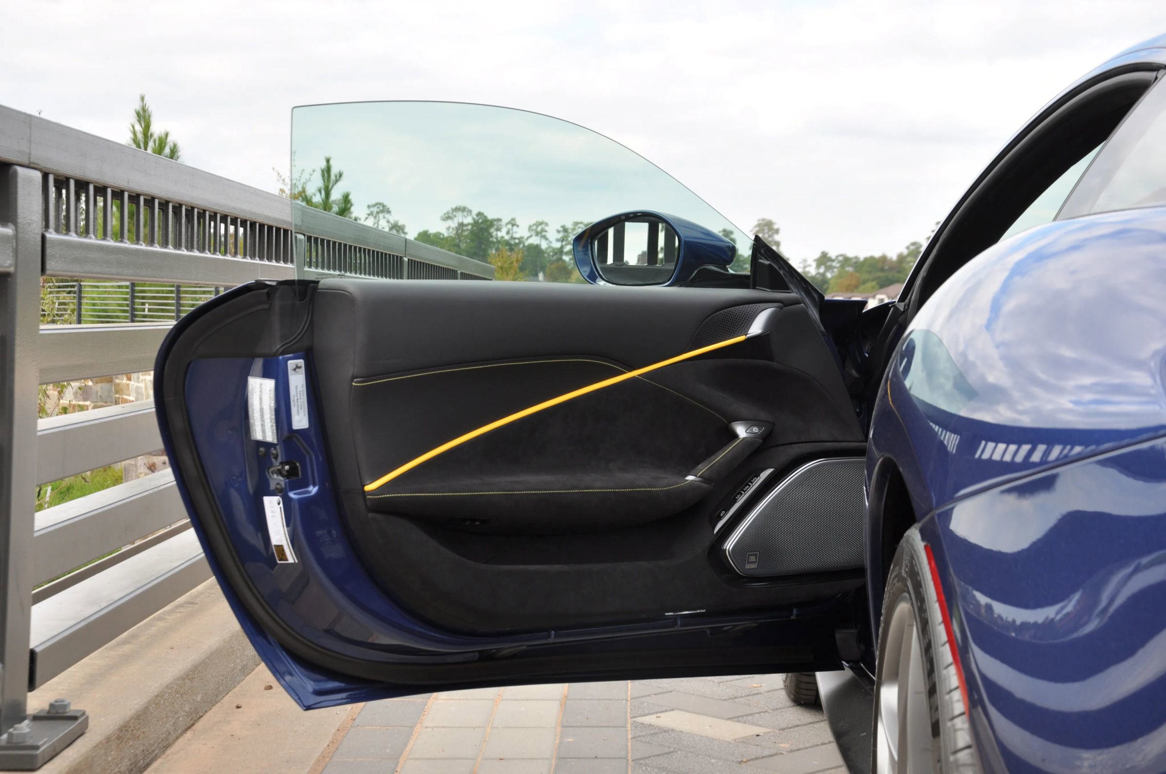 Used 2022 Ferrari Roma image 20