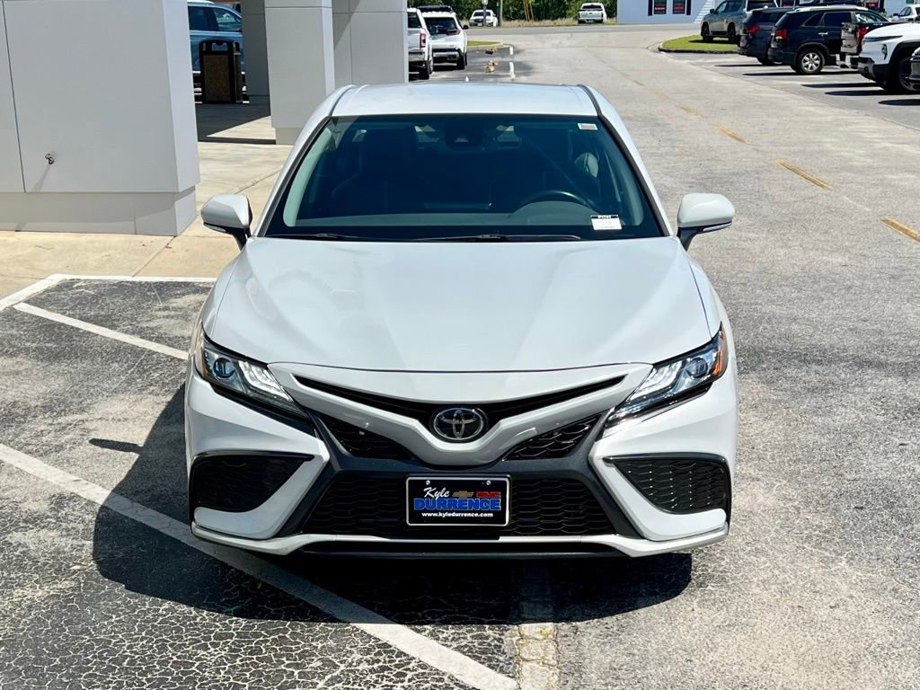 Used 2023 Toyota Camry XSE image 11