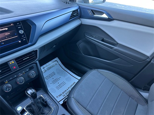 Used 2022 Volkswagen Taos SE image 28