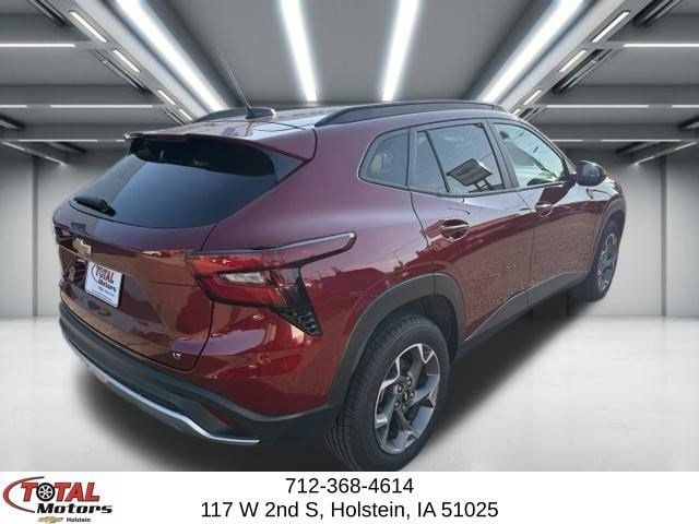 Used 2024 Chevrolet Trax LT FWD image 5