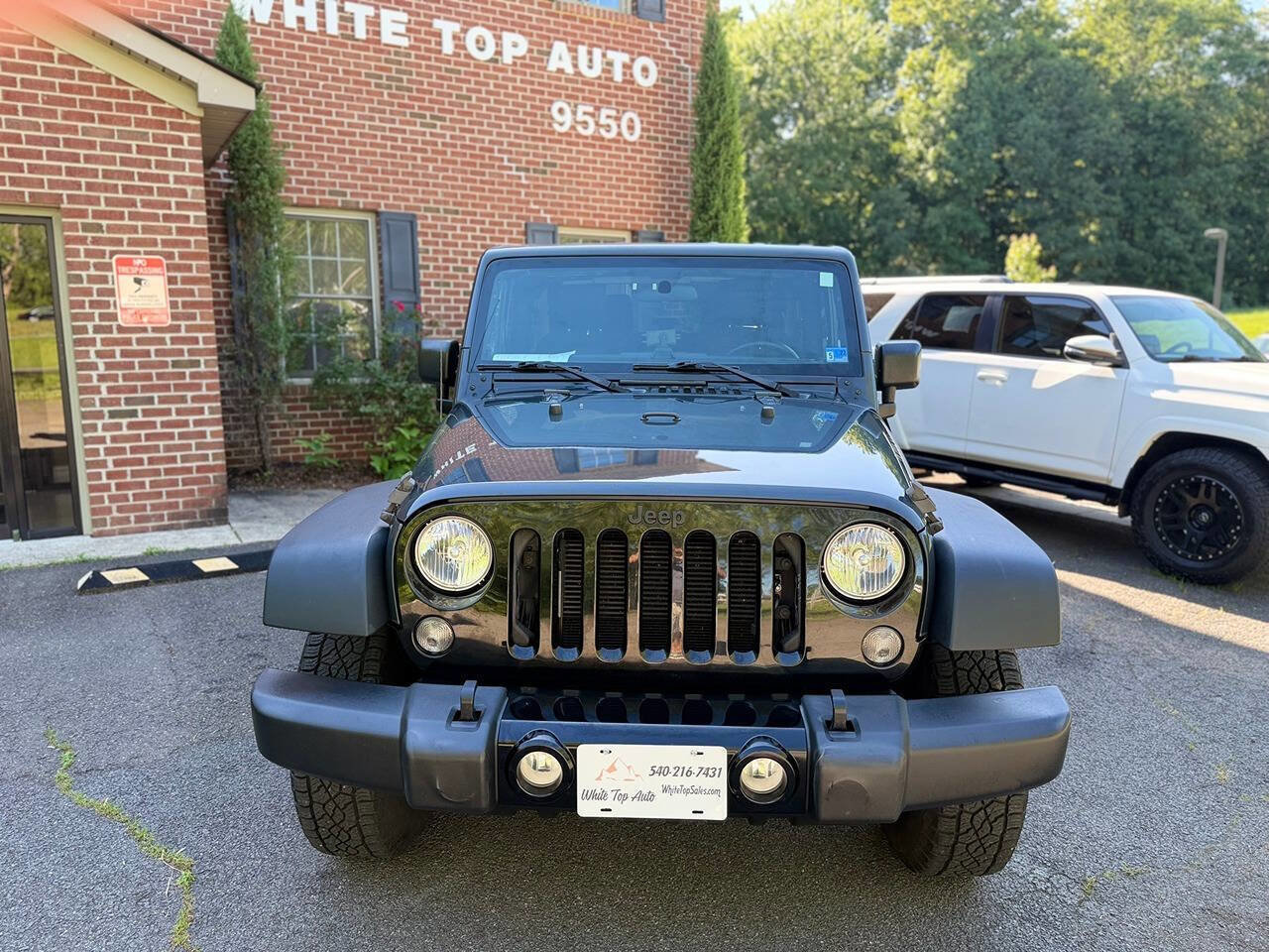 Used 2016 Jeep Wrangler Sport AWD/4WD image 10