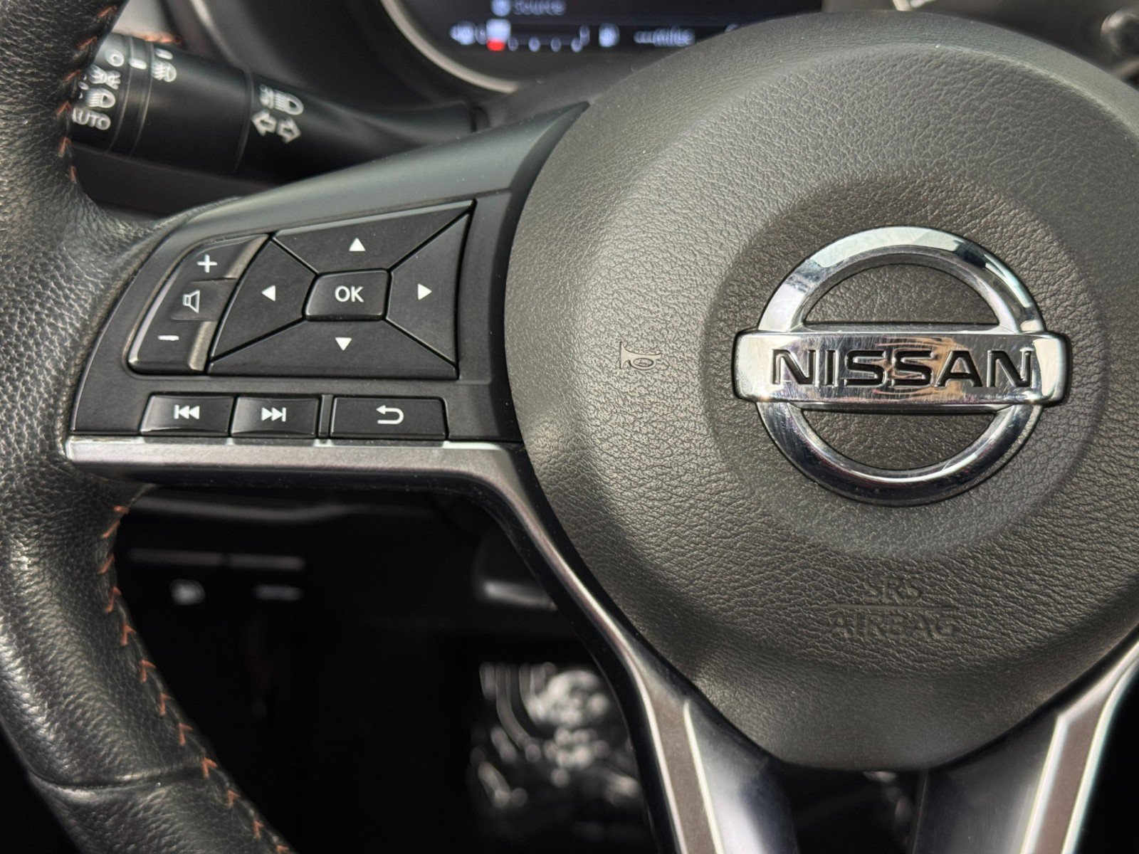 Used 2020 Nissan Kicks SR w/ SR Premium Package image 18