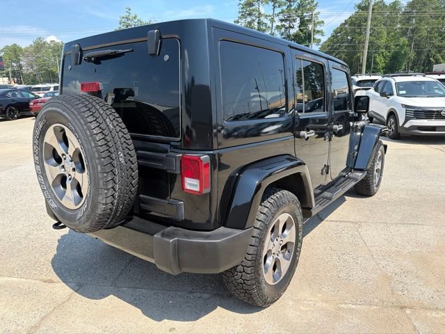 Used 2016 Jeep Wrangler Unlimited Sahara w/ Connectivity Group AWD/4WD image 6