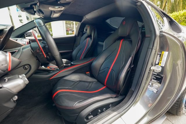 Used 2020 Ferrari 812 Superfast RWD image 62