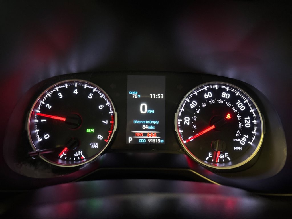 Used 2019 Toyota RAV4 XLE Premium FWD image 28