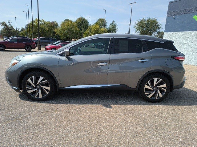 Used 2018 Nissan Murano Platinum w/ Cargo Package FWD image 2