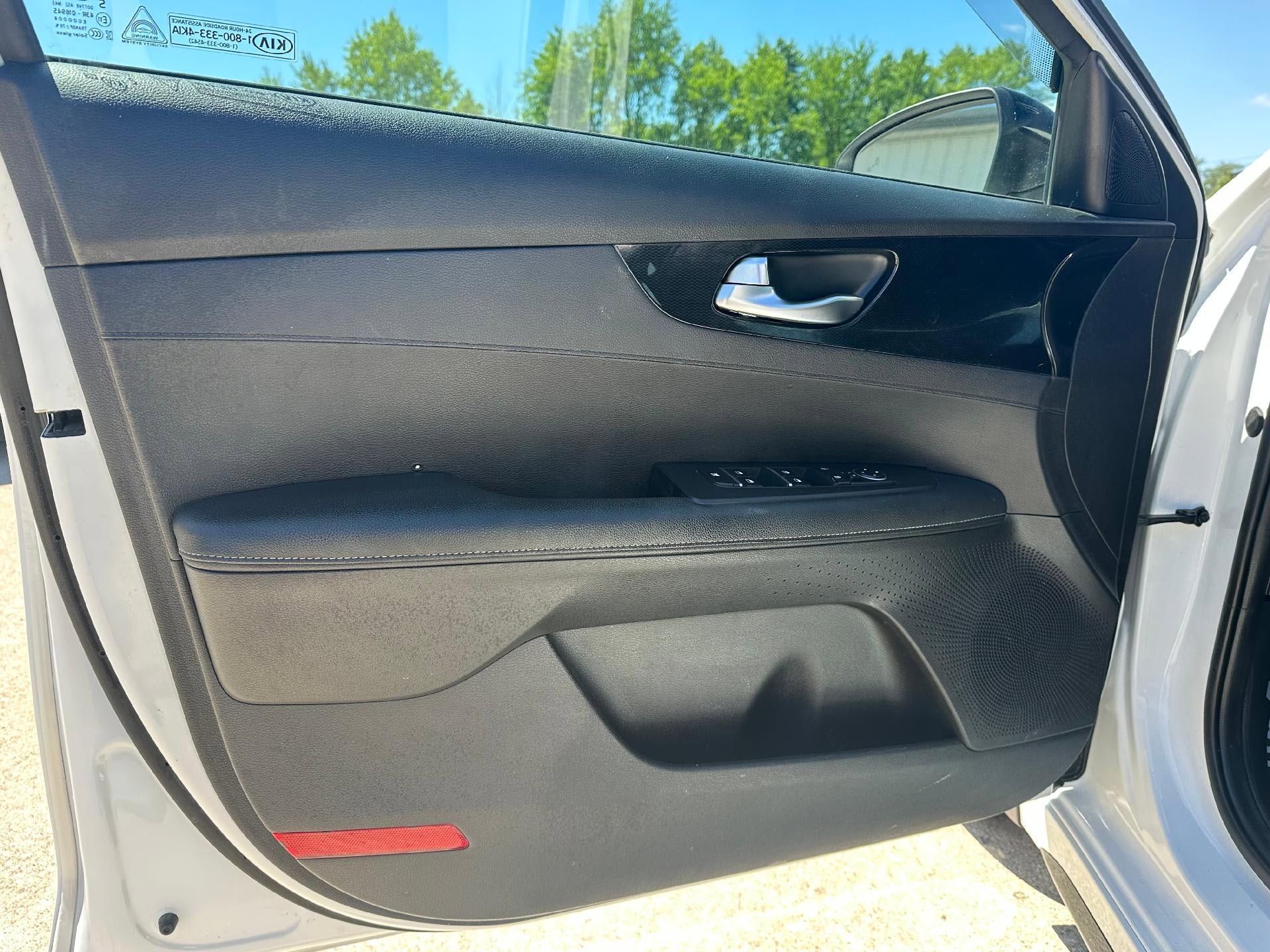Used 2021 Kia Forte GT-Line FWD image 13