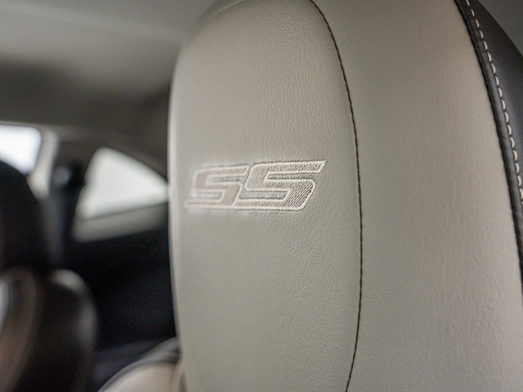 Used 2010 Chevrolet Camaro SS w/ RS Package RWD image 24