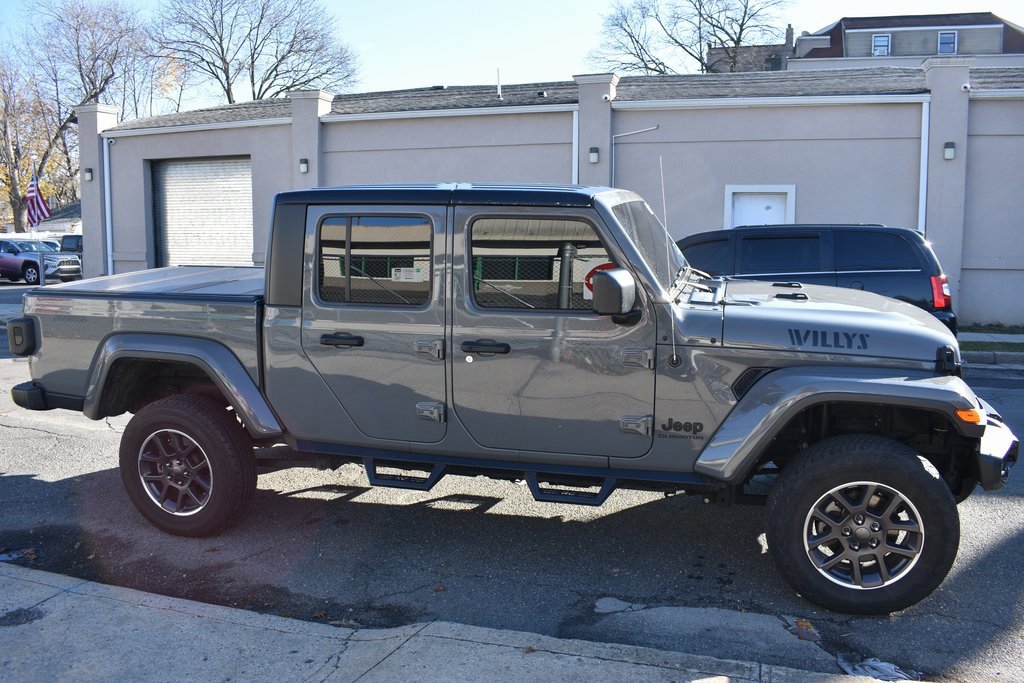 Used 2022 Jeep Gladiator Willys image 5