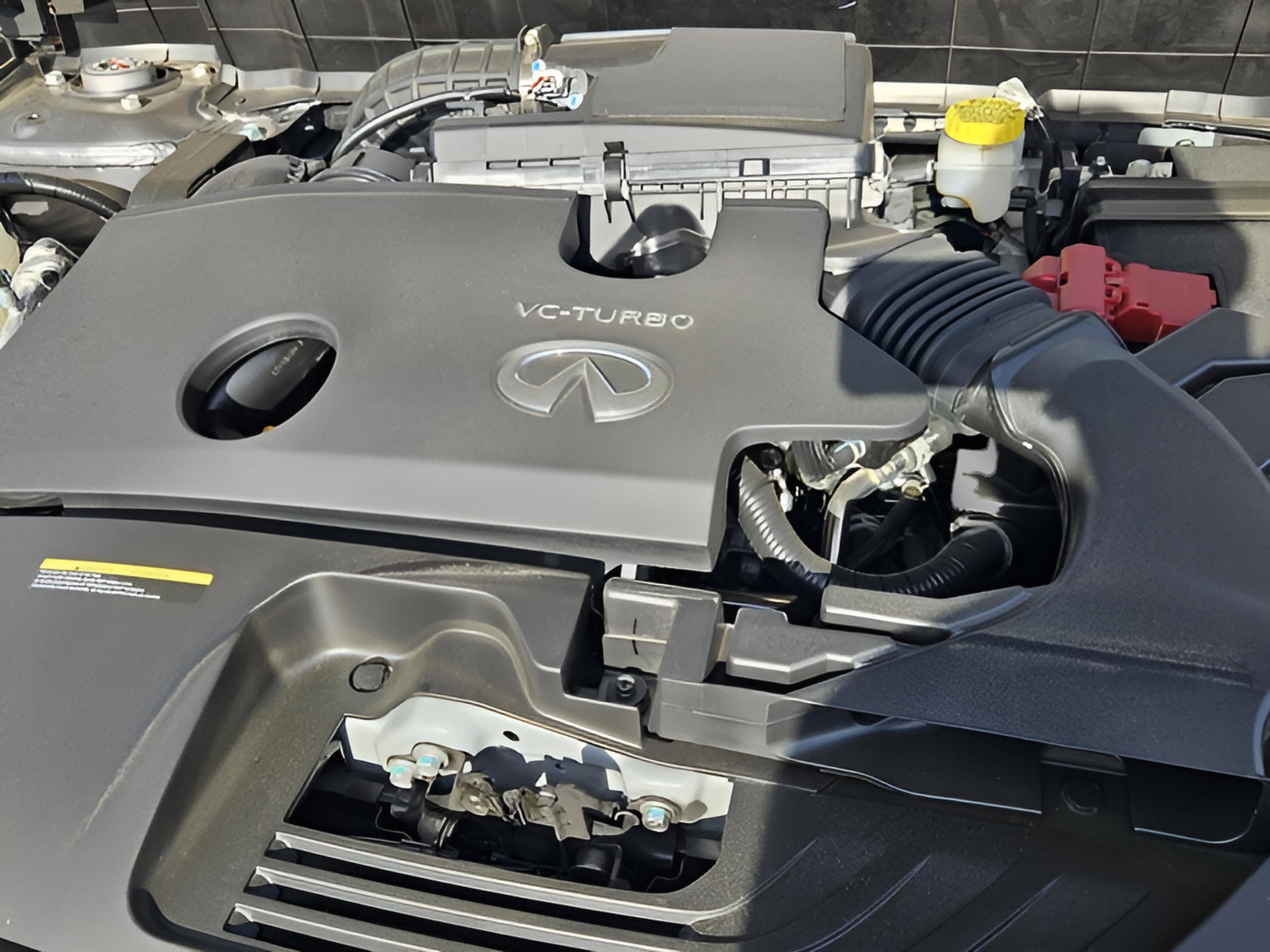 Certified 2025 INFINITI QX50 Luxe image 30