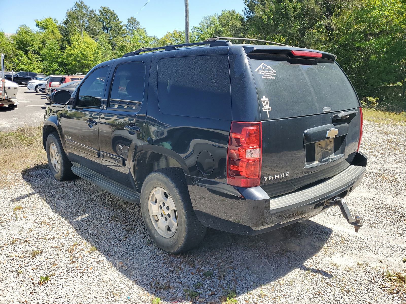 Used 2011 Chevrolet Tahoe LS RWD image 3