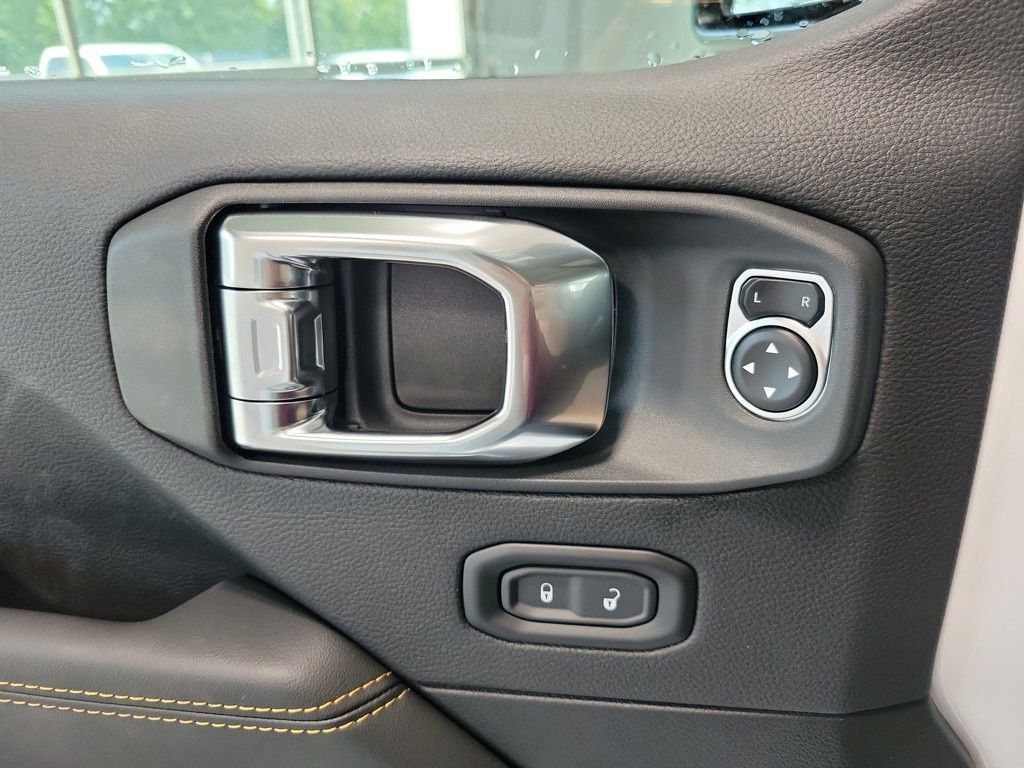 New 2025 Jeep Wrangler Sahara image 23