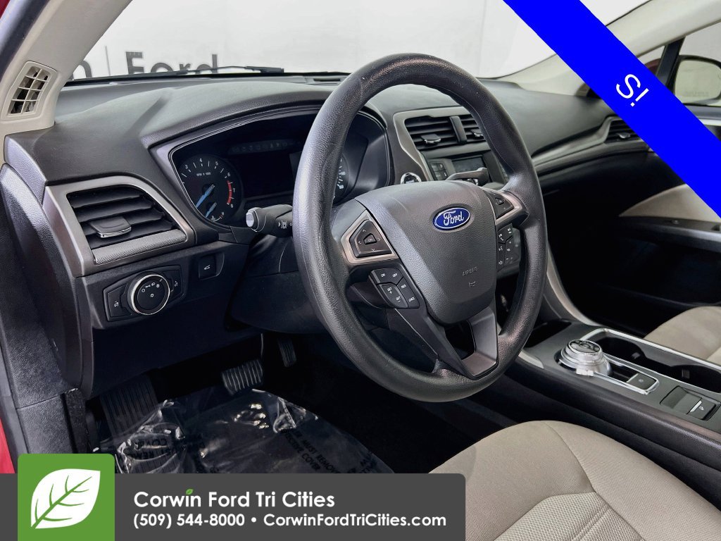 Used 2020 Ford Fusion S FWD image 2