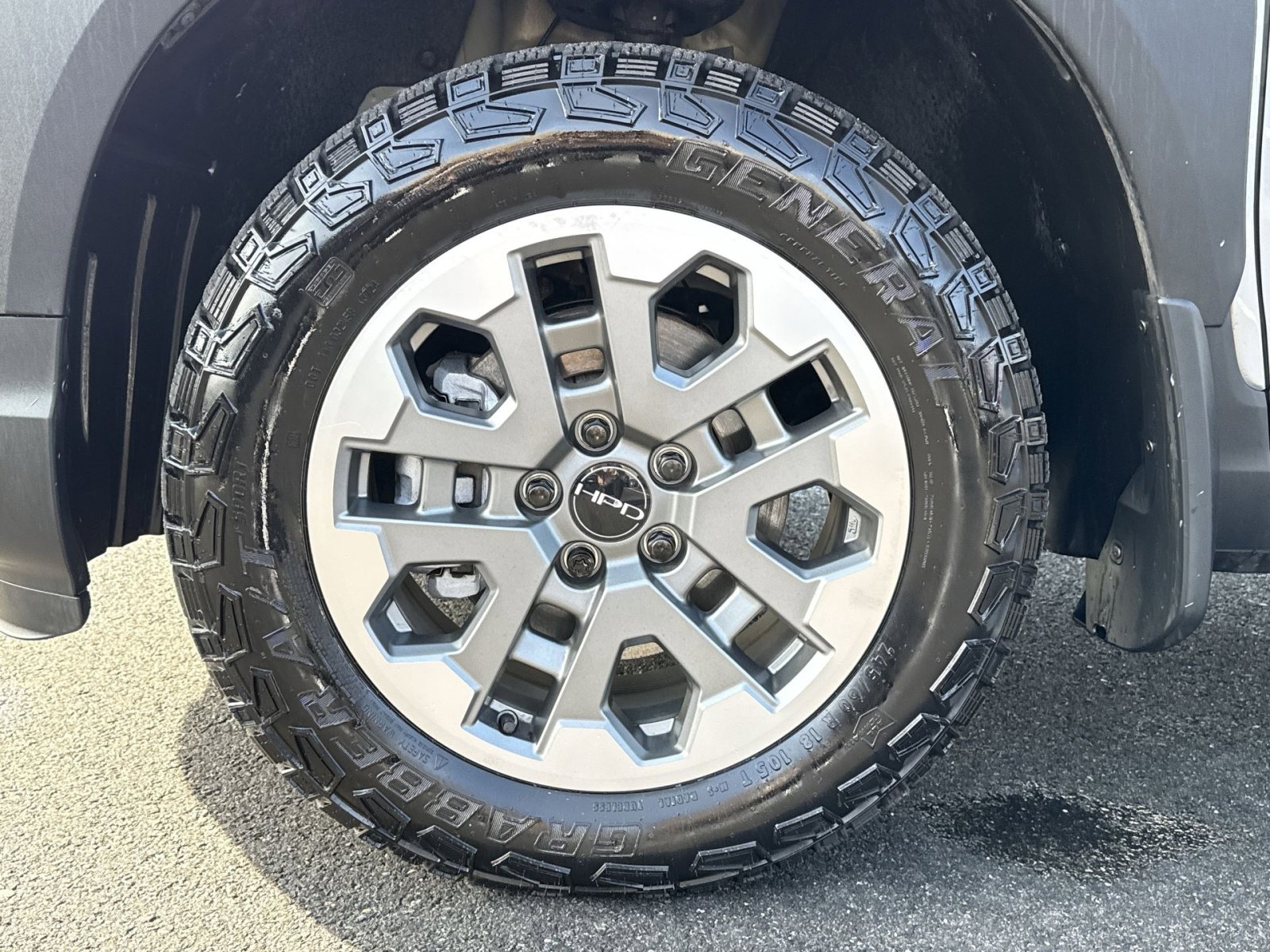 Used 2025 Honda Passport TrailSport image 12