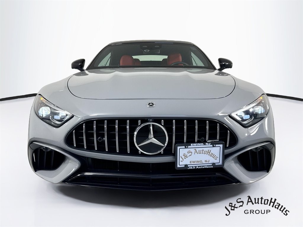 Used 2022 Mercedes-Benz SL 55 AMG 4MATIC w/ Driver Assistance Package image 46