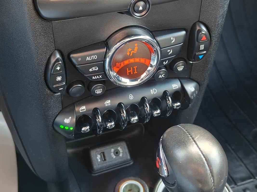 Used 2014 MINI Cooper S FWD image 24