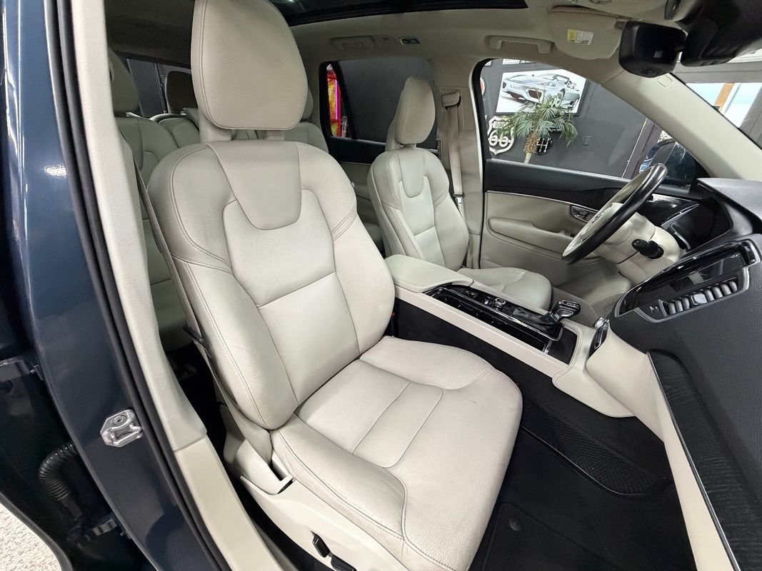 Used 2020 Volvo XC90 T5 Momentum AWD/4WD image 23