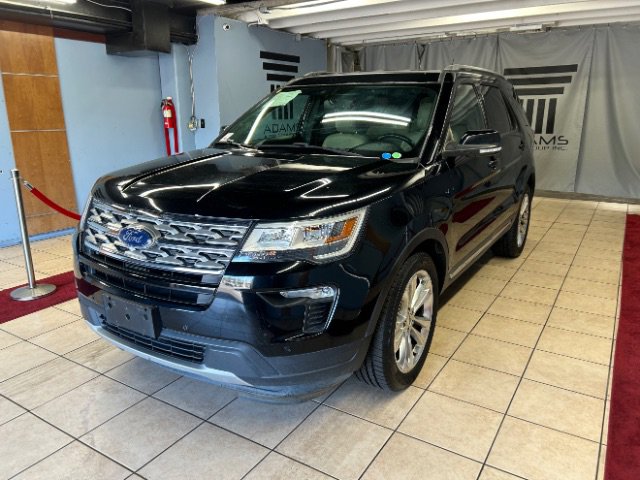 Used 2018 Ford Explorer XLT w/ Equipment Group 202A image 1