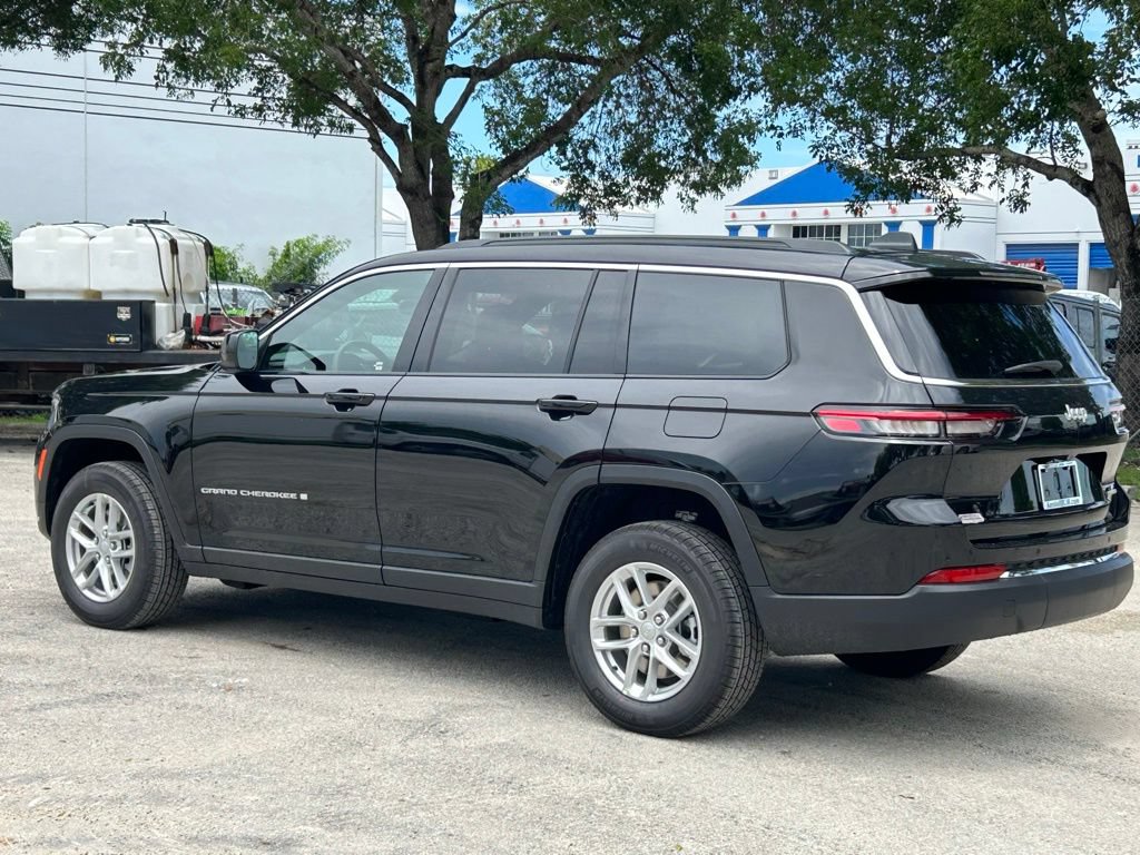 New 2024 Jeep Grand Cherokee L Laredo RWD image 6