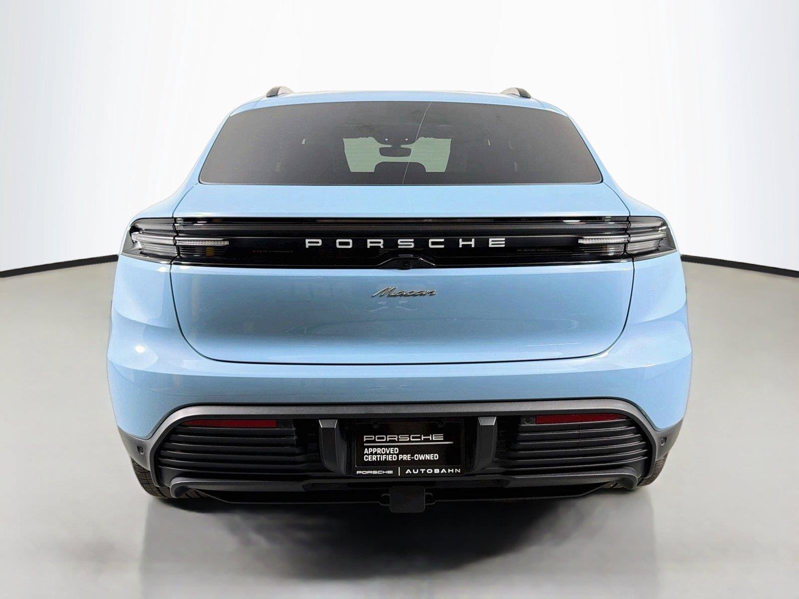 Certified 2026 Porsche Macan Electric RWD image 6