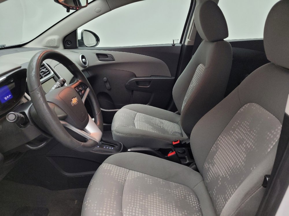 Used 2019 Chevrolet Sonic LT FWD image 17