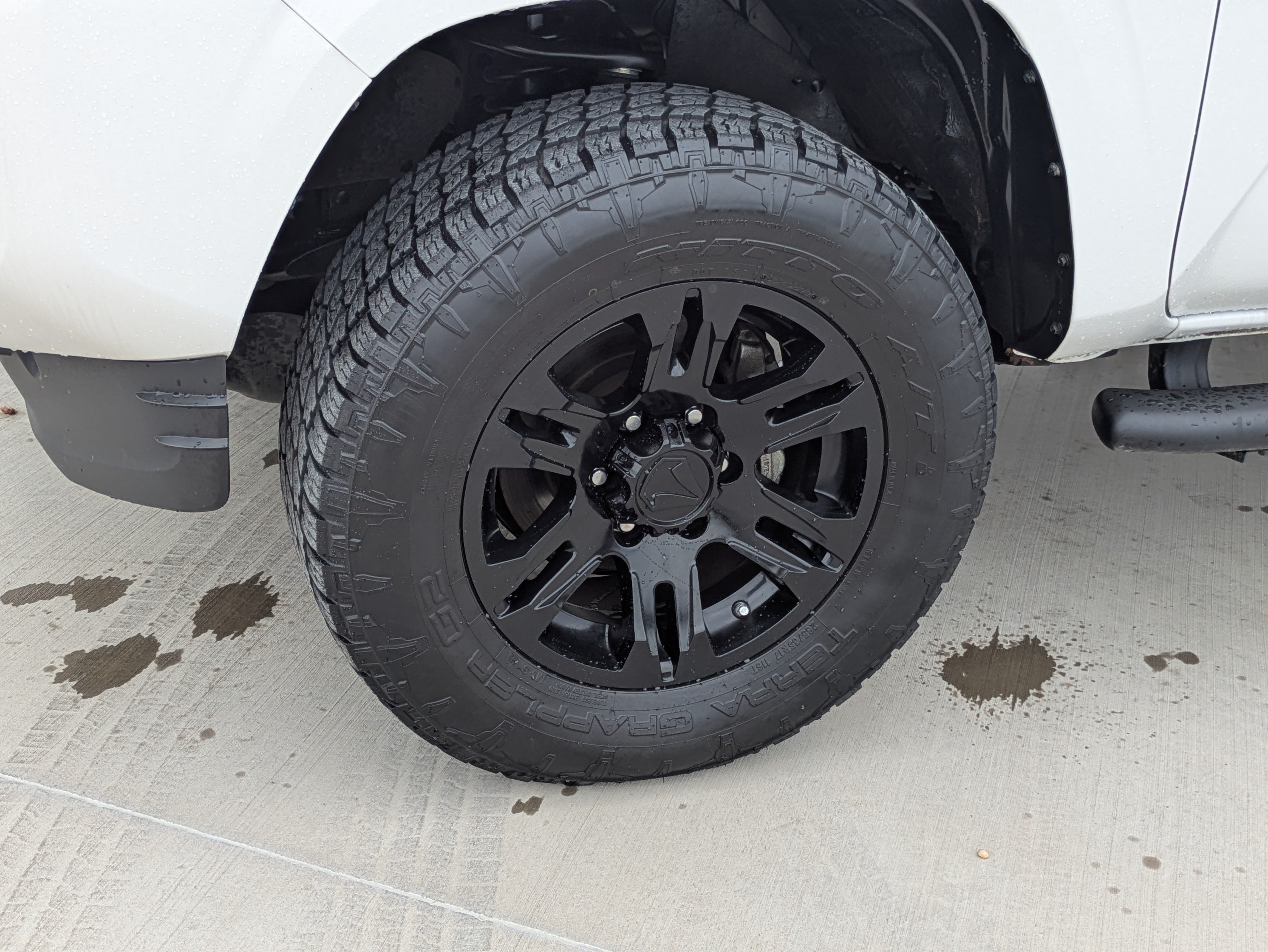 Certified 2022 Toyota Tacoma SR w/ SR Convenience Package RWD image 10