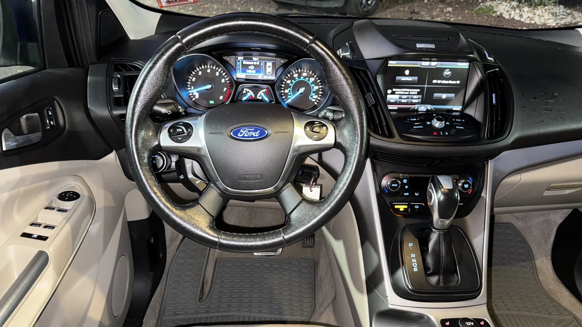 Used 2015 Ford Escape SE w/ Equipment Group 201A AWD/4WD image 31