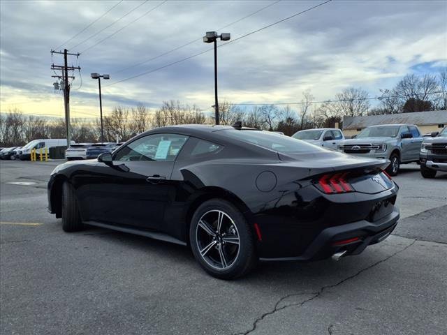 New 2025 Ford Mustang Coupe image 4