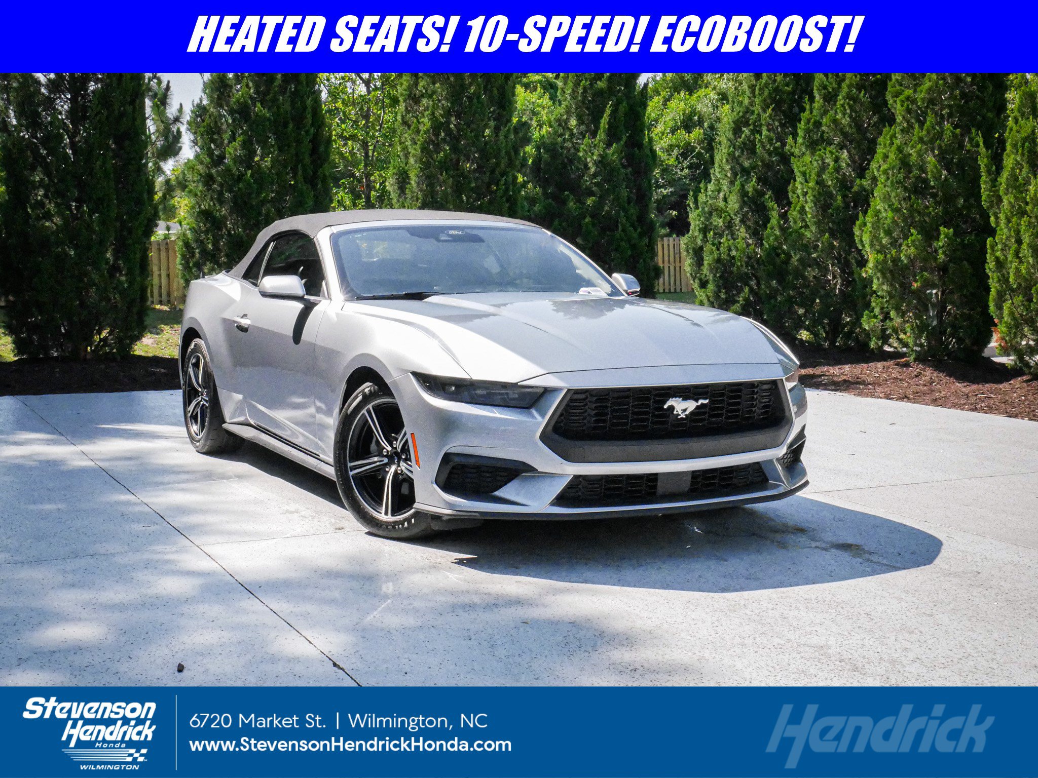 Used 2025 Ford Mustang Premium RWD image 1