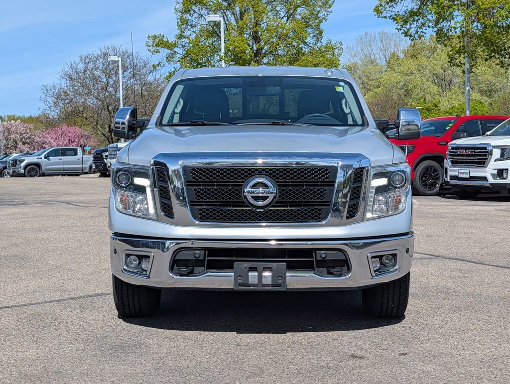 Used 2017 Nissan Titan SL w/ Off-Road Package AWD/4WD image 2