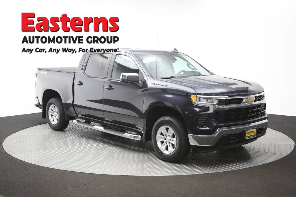 Used 2022 Chevrolet Silverado 1500 LT w/ Convenience Package II AWD/4WD image 49