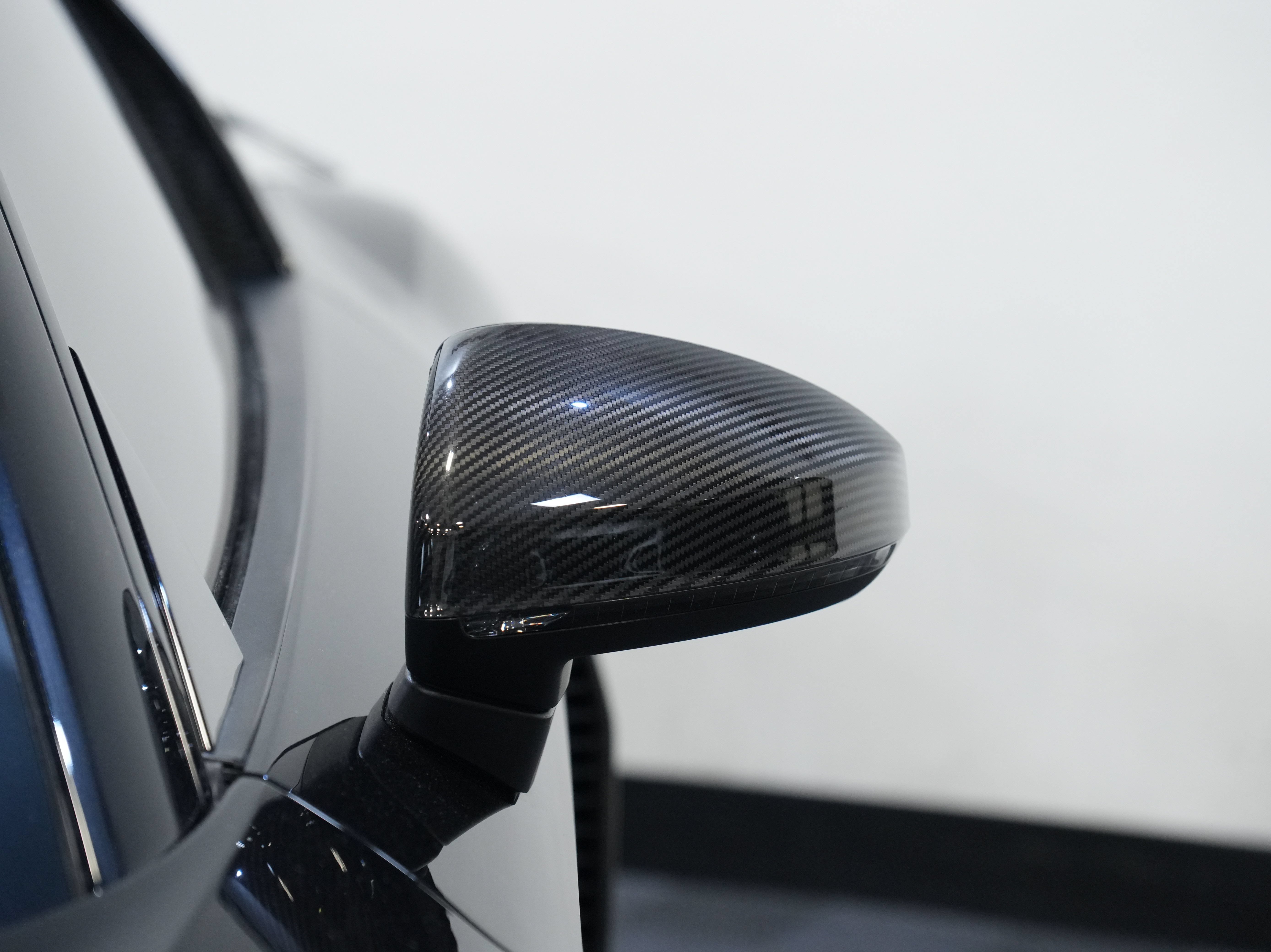 Used 2017 Audi R8 V10 plus AWD/4WD image 11